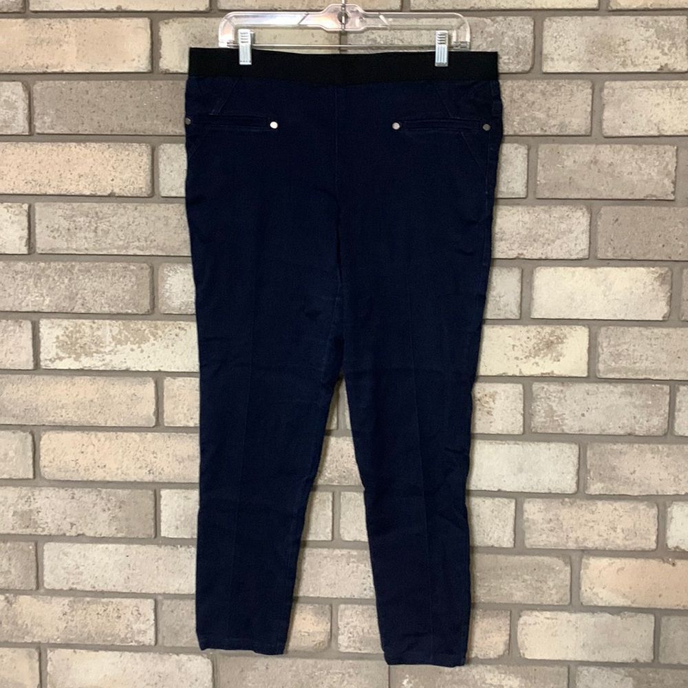 3for$20 skinny fit pants size medium
